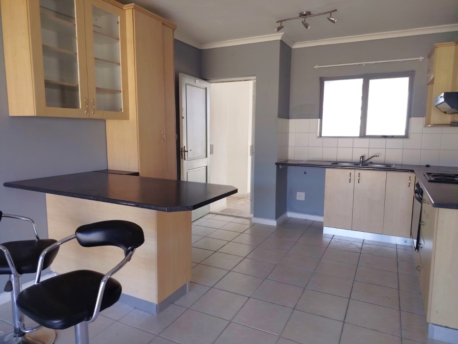 To Let 2 Bedroom Property for Rent in Whispering Pines Western Cape